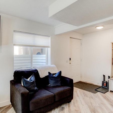 Modern Private Whole Unit 4 Bedroom Guest Suite King Bed Salt Lake City Exterior photo