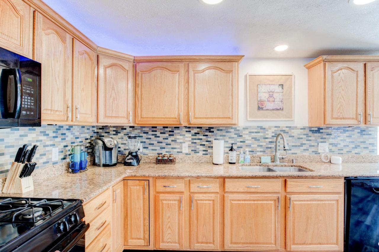 Modern Private Whole Unit 4 Bedroom Guest Suite King Bed Salt Lake City Exterior photo