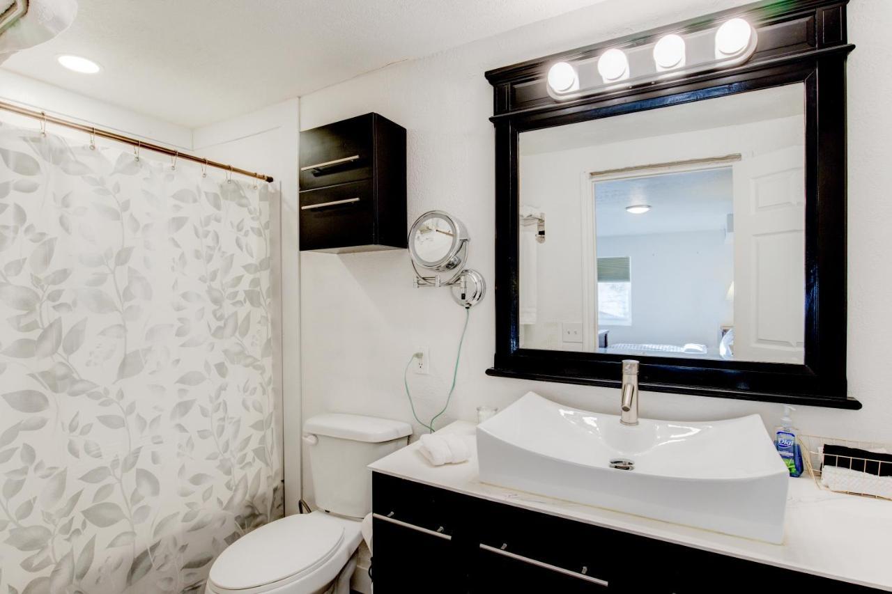 Modern Private Whole Unit 4 Bedroom Guest Suite King Bed Salt Lake City Exterior photo